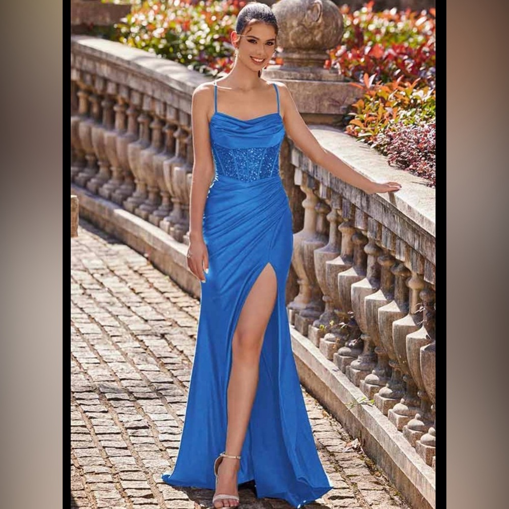 NEVER WORN NWT blue prom dress